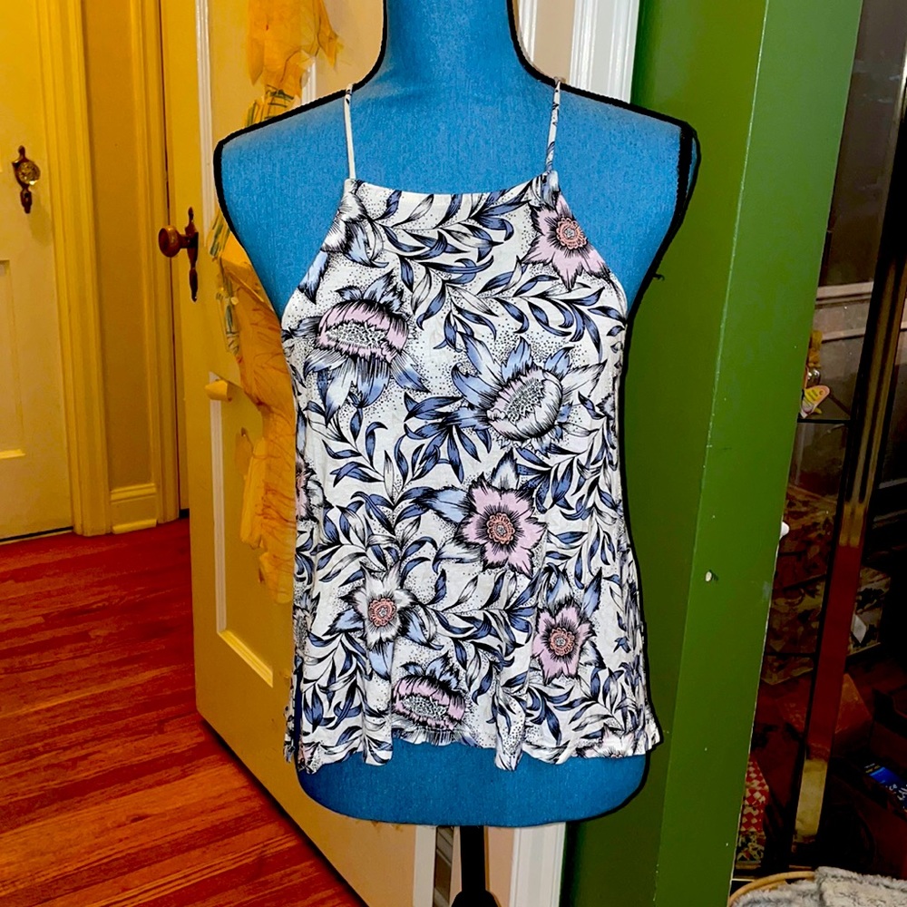 H&M Feminine, floral summer top